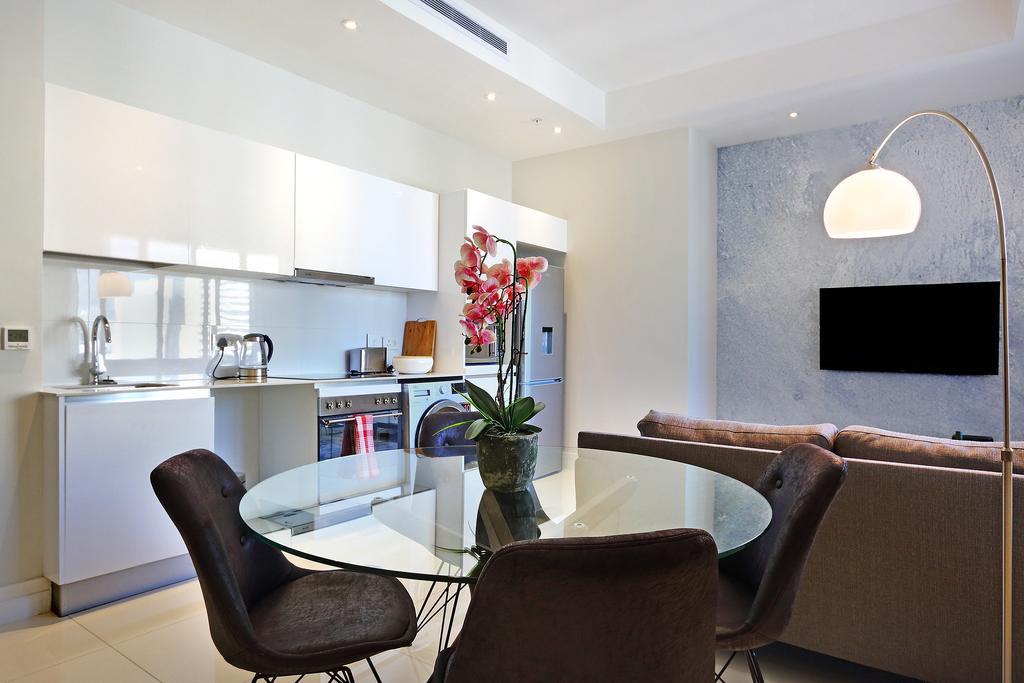 Triangle Luxury Suites By Totalstay Cape Town Exterior foto