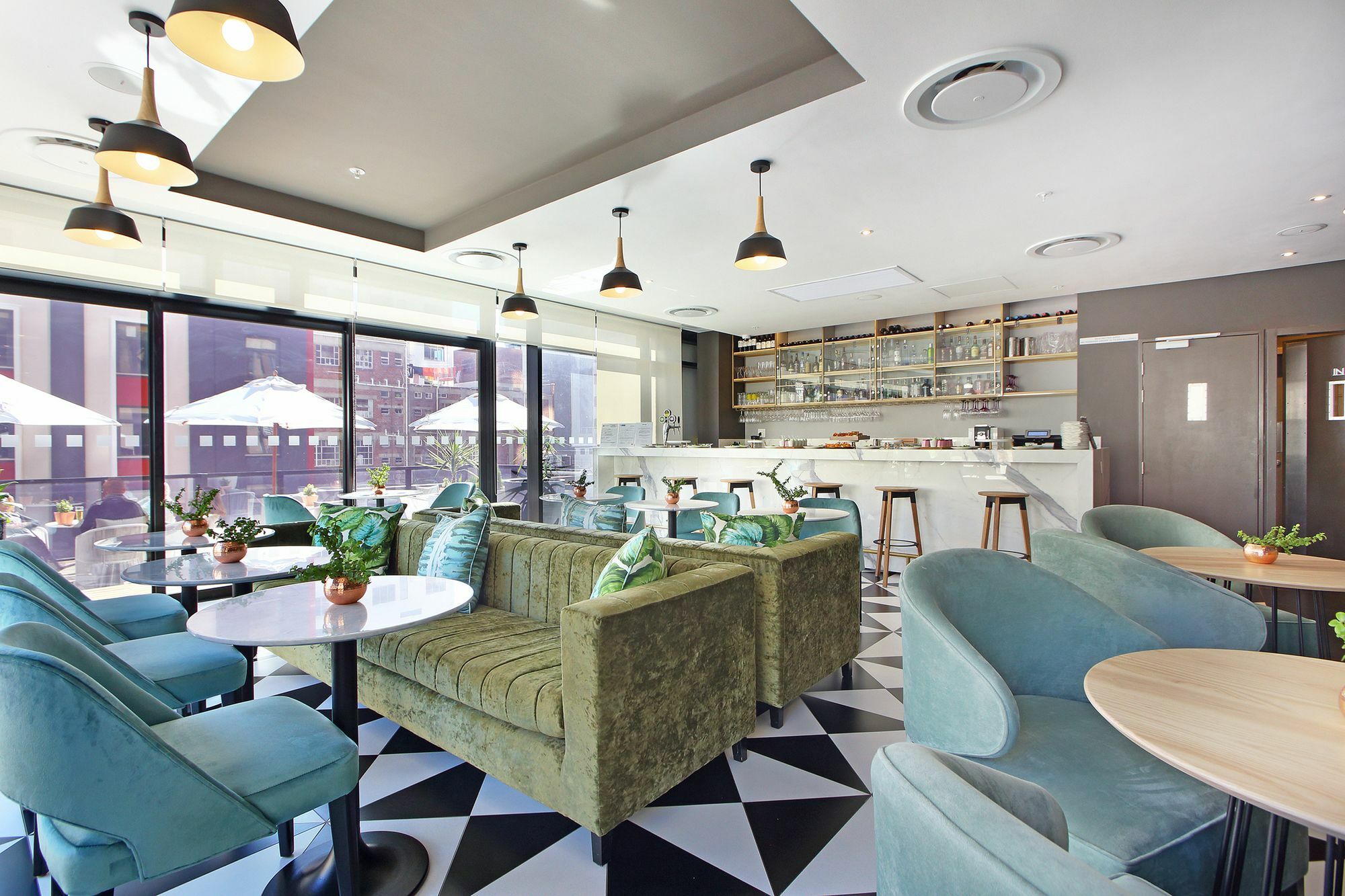 Triangle Luxury Suites By Totalstay Cape Town Exterior foto