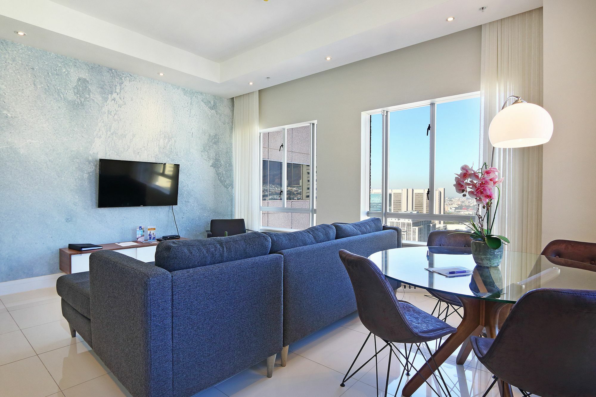 Triangle Luxury Suites By Totalstay Cape Town Exterior foto